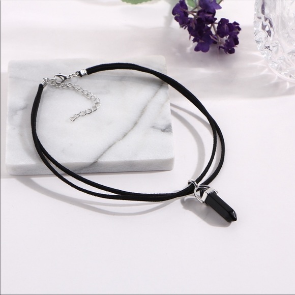 Crystal pendant necklace - Picture 6 of 12